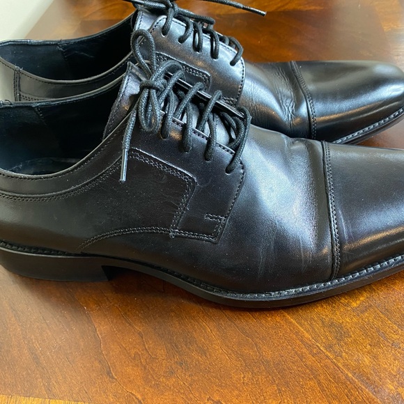 Johnston & Murphy Men's Genuine Leather Cap Toe Shoes - Picture 10 of 11